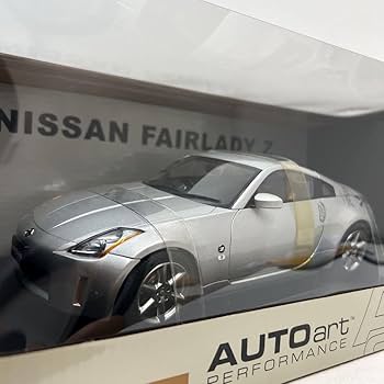 オートアート 1/18 日産フェアレディZ Z33 2002 シルバー オートアート 日産 フェアレディZ 2002 Z33 1/18 ミニカー シルバー